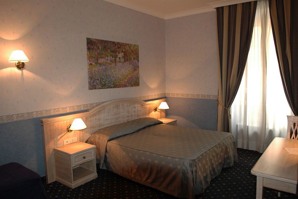 Piccolo Imperiale Bed & Breakfast Рим Екстериор снимка